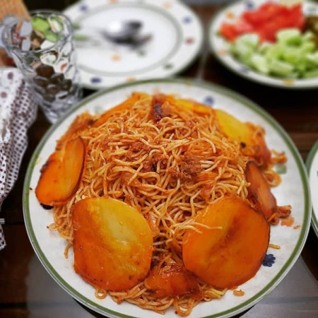 ماکارونی با گوشت